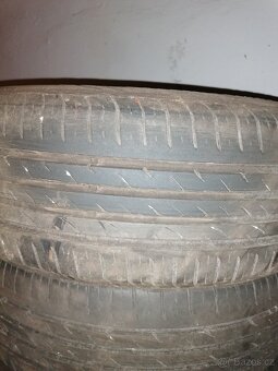 Letní pneu 195/60 R15 - 2
