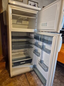 GORENJE NOBLESSE - starší lednice s mrazákem - 2