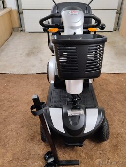 Elektrický invalidní vozík - 2