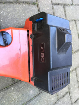 křovinořez Jonsered GR50 - 2