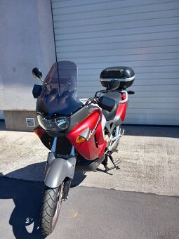 Honda XL1000V Varadero SD02 - 2