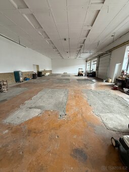 Pronájem haly 300 m² – Smidary - 2