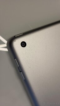 Apple iPad (6. generace) Space Gray -> poškozen  - 2