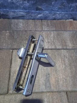 Bezpečnostní kování - 2