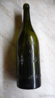 Pivní láhev - pivovar v Benešově - 2