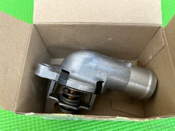 Termostat Volkswagen T5   070121114 - 2