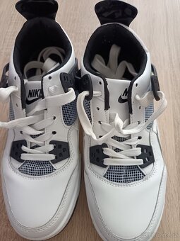 Botasky Nike air 37 - 2