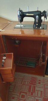 šicí stroj Minerva, starožitný - 2