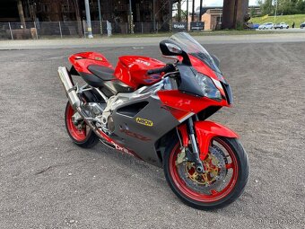 Aprilia RSV 1000 R - 2