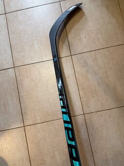 Hokejka Bauer Pulse, JR, levá  P92, Flex 40 - 2