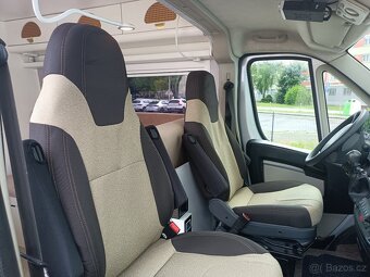 Prodám obytnou dodávku Citroen Jumper 3.0 HDI, 200 PS - 2