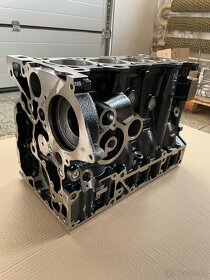 Blok motoru 2,3 JTD / HPI - 2