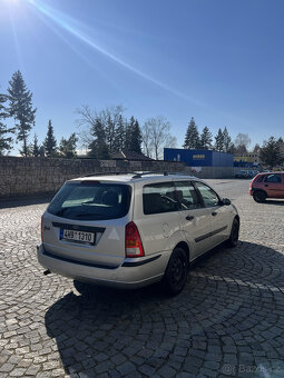 Ford Focus 1.6 benzin - 2
