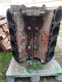 Prodám blok motoru na kirovec K-700 Yamz 238 - 2