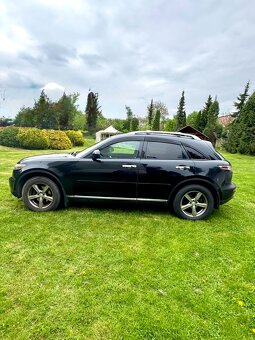 INFINITI FX35 - 2
