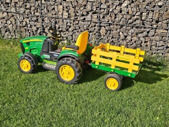 Elektricky traktor Peg-Pérego John Deer + vlek - 2