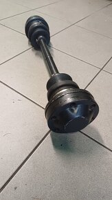 Mercedes W126 poloosa po renovaci - 2