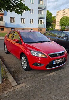 Ford Focus mk2 1.8i 92kw TITANIUM - 2
