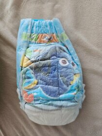 celkem 27 kusů - Huggies plenky do bazénu 3-4 (7-15 kg) - 2