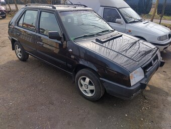 Škoda Favorit Black line - 2