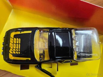 Corgi 310 Porsche 924 - 2