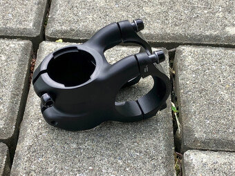 Představec Bontrager Line Pro - 35,0 / 0° - Blendr - černý - 2
