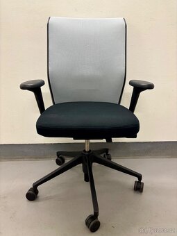Kancelářská židle Vitra ID Mesh - 2