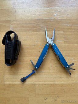 Prodám nože Sog, Victorinox, Leatherman a příslušenství - 2