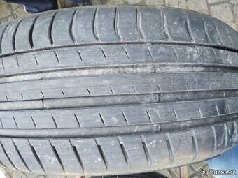 215/55/17 letni pneu 215/55 R17 - 2