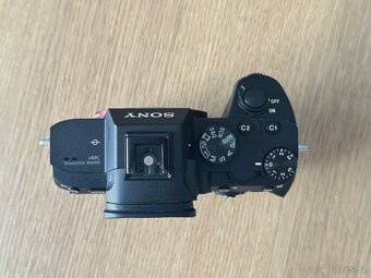 Sony Alpha A7 III - 2
