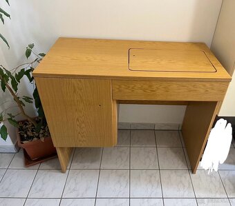 Šicí stroj Veritas - 2