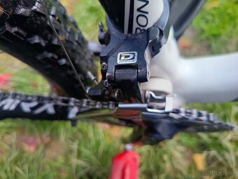 Celoodpružené horské kolo MRX Carbonelite - 2