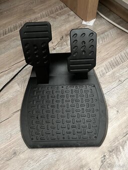 Herní volant Ferrari - 2