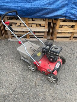 Vertikutátor Hecht 5676 - 2