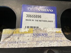 Plastová výztuha nárazníku Volvo V50 - 2