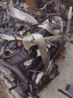 Motory Audi A4 b8,A5 2.7tdi 140kw CGKA a CAMA - 2