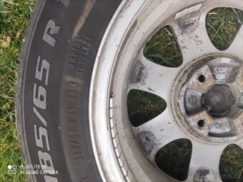 Prodám 4 kola 185/65 R15 – Peugeot / univerzál + disky - 2