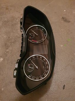 Panel přístrojů Superb 3 3V0920751 - 2
