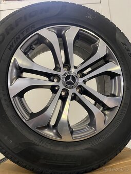 Kompletní zimní sada originálních disků Mercedes GLC ve veli - 2