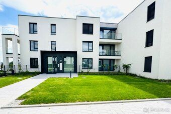 Pronájem bytu 2+kk 70m²,v lokalitě Milana Ticháka Vila Park - 2