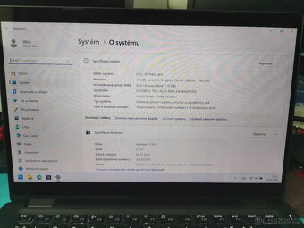 Dell latitude E5300 2v1, i5 8365U, 128 M.2 SSD,8 GBram,Win11 - 2
