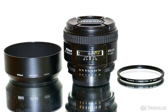 Nikon AF Nikkor 85mm 1,8D + UV 9-lamelový TOP STAV - 2
