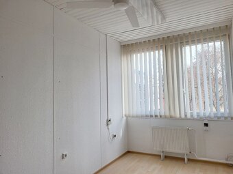 Pronájem kanceláře 13m2, Zvonařka, Brno - 2