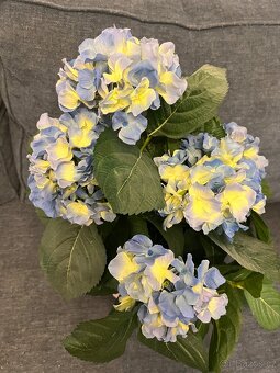 Umělá rostlina Hortenzie v květináči (45cm) - 2
