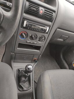 Opel Astra 1.6 i benzin nová stk - 2