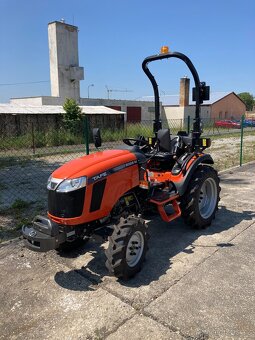 Malotraktor TAFE 6028 M - 2