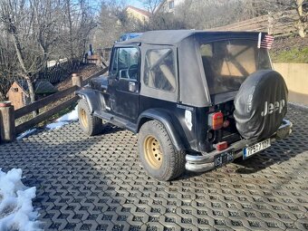 Jeep wrangler 2,5 benzín - 2
