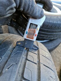 letní pneu Pirelli 215/55/17 - 2