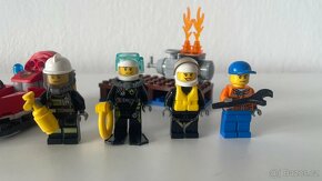 LEGO CITY 60106 - 2