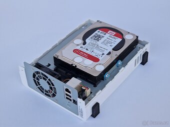 NAS Synology DS115j s 6TB pevným diskem - 2